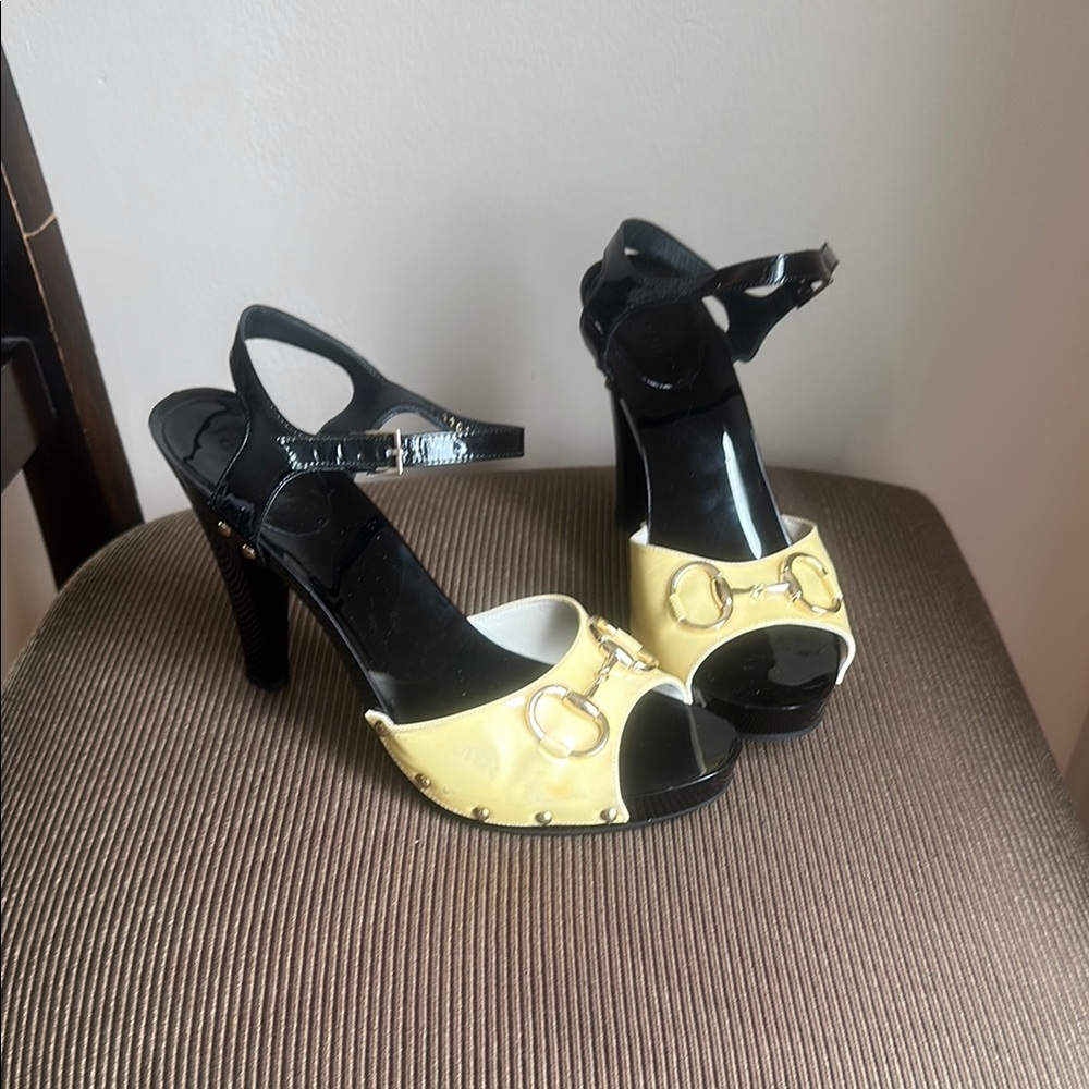 Gucci Elegant Black and Yellow Women's platform Heels